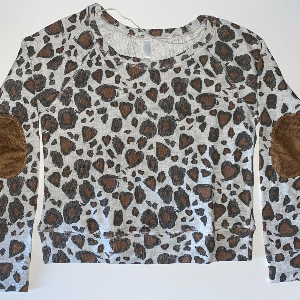 *Clearance* NWOT Zara TRF Heart Leopard Print Pullover Sweater Medium